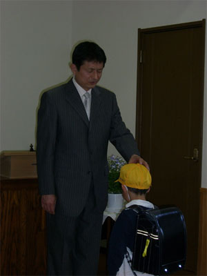 ランドセル祝福式1